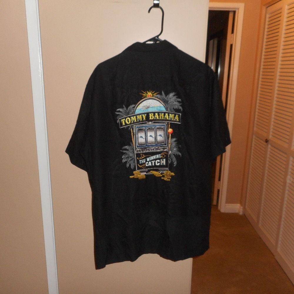 Tommy Bahama "The Winning Catch" Silk Shirt Large